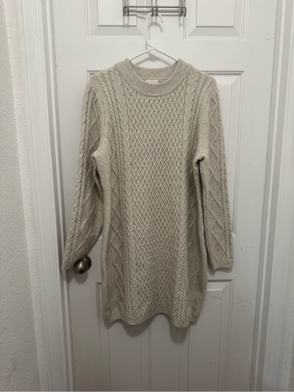 H&M Cream Cable Knit Long Sleeve Dress - Picture 3 of 11